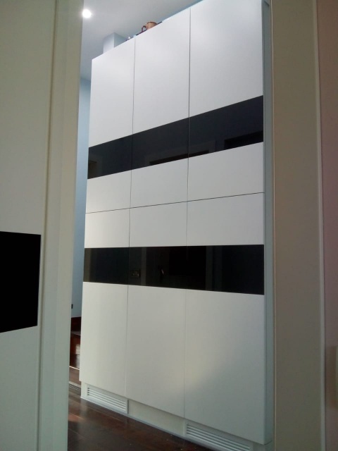 Шкаф, фасад эмаль белый глянец + стекло лакобель
